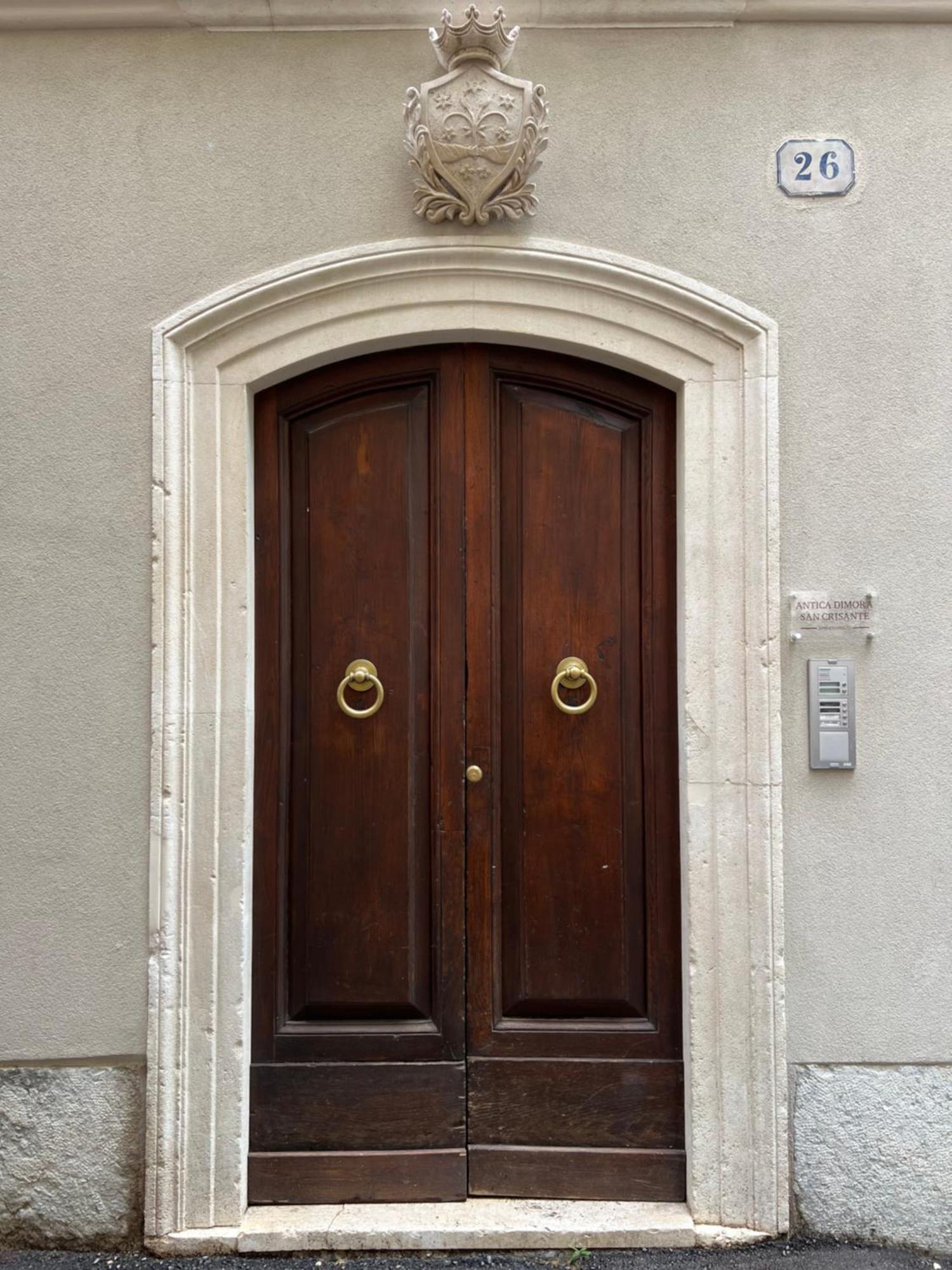 Appartement Antica Dimora San Crisante - Centro Storico à LʼAquila Extérieur photo